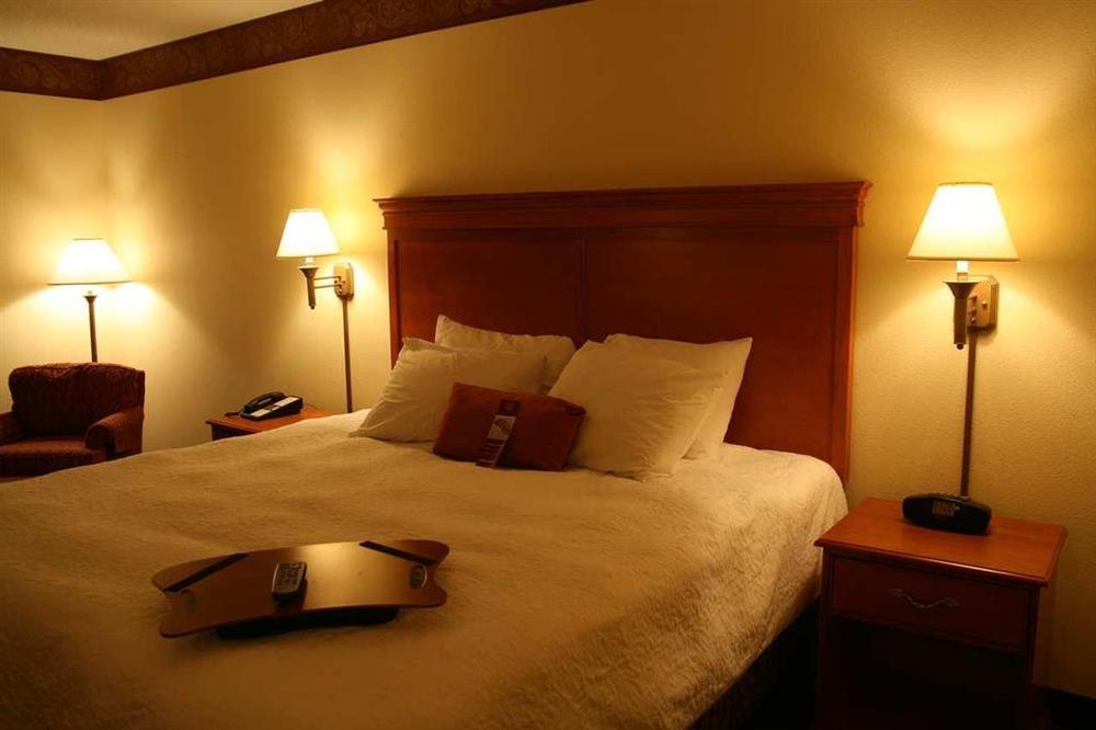 Hampton Inn Marion Pokoj fotografie